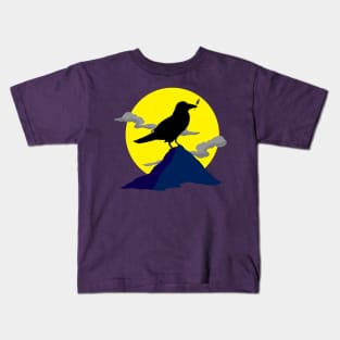 Raven on a full moon night Kids T-Shirt